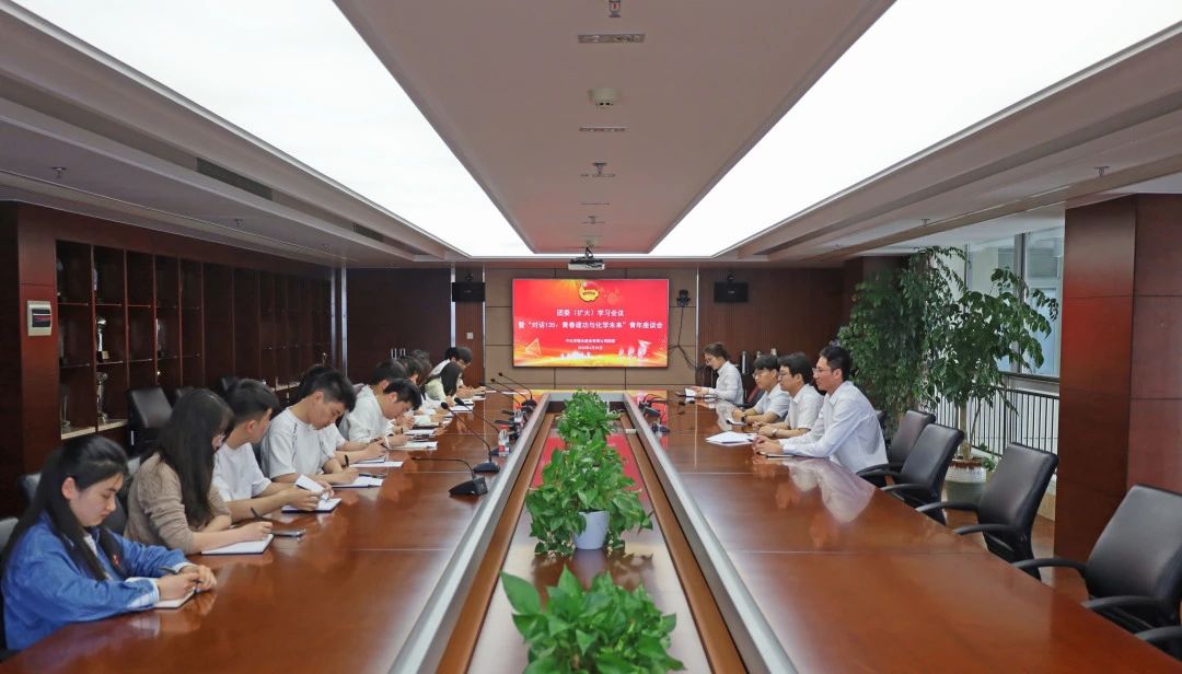 官网1.jpg
