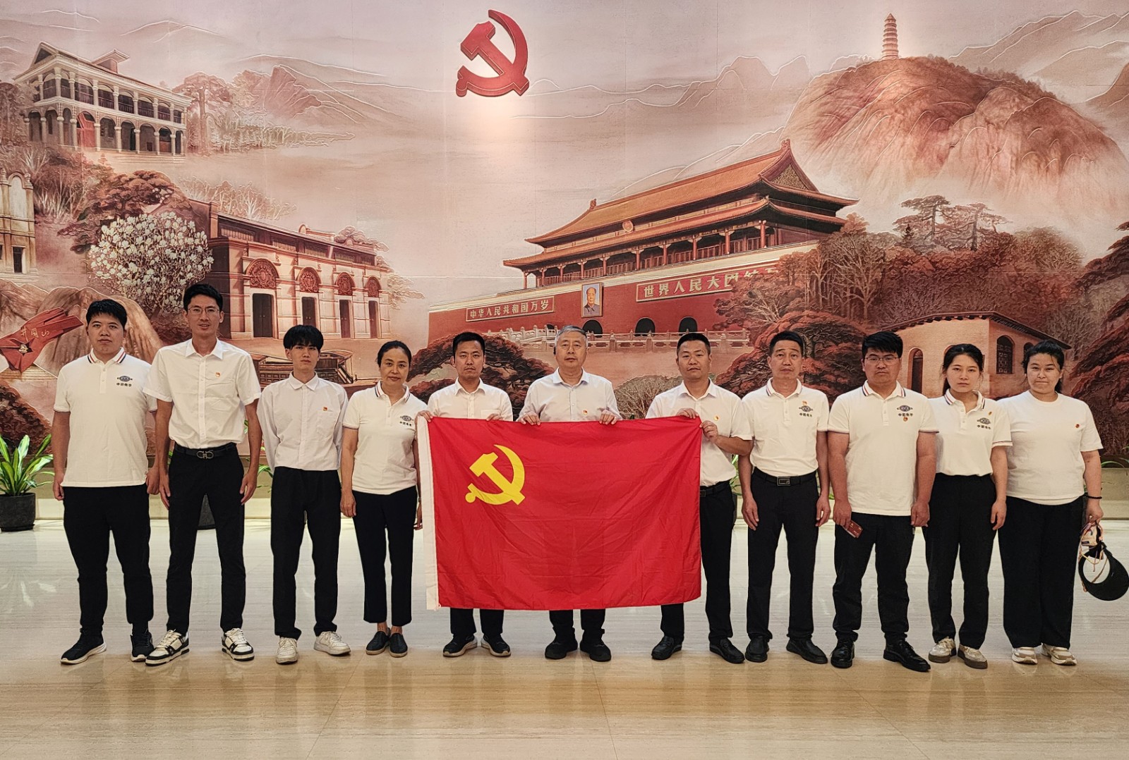 大合照.jpg
